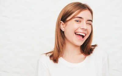 Cosmetic Dentistry for Celebrity-like Smiles